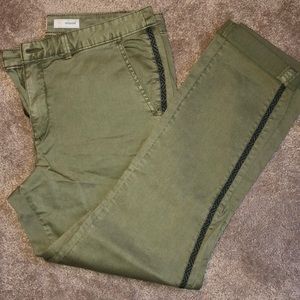 NWT relaxed Chino pant